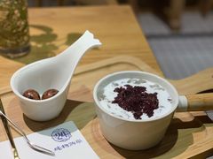 椰奶紫米银耳羹-炖物24章·顺时轻养茶(杭州保利时光里店)