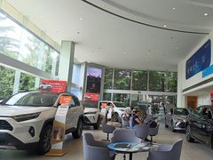 -上海和裕一汽丰田4S店(七宝店)