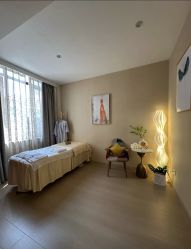 -百秀名媛纹绣美学护肤中心