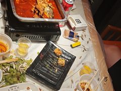 -老街烧烤大排档·地道湖北菜·龙虾馆(汉口火车站店)