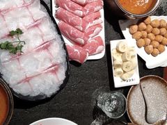 -幸福里四季火锅店