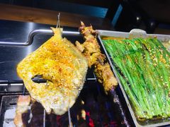 -黑门烤肉