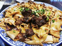 -壹阁胡羊焖饼(特色小吃街店)
