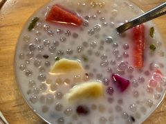 鲜果奶香西米露-嘉州叶婆婆钵钵鸡(建设路店)