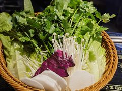 -陈大锅·岳阳鱼馆·地道岳阳菜(美食街店)