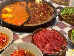 -赵美丽·重庆社区火锅·直营店(火车东站·中豪国际店)