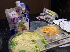 -GAGA主题量贩式KTV平价店(工大店)