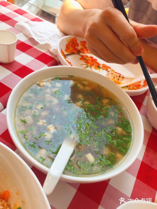 西贝莜面村(城西银泰店)牛肉汤泡馍图片