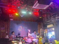 -喜鹊音乐酒馆(西街店)