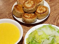 -清真吴记门钉肉饼·喜多利