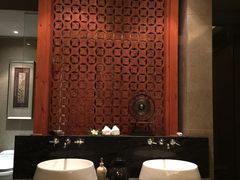 -三亚湾海居铂尔曼度假酒店