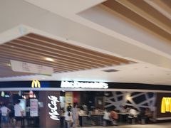 -麦当劳甜品站(高德置地广场春广场店)