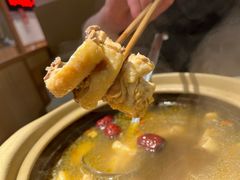 -邹开喜·炭炉鸡煲·海鲜火锅(虹口足球场店)