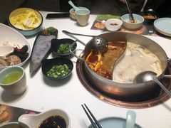 -洪氏嗨捞·猪肚鸡火锅(阳光天地店)