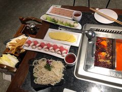 -怡品川宇火锅(宝立方店)