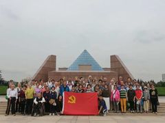 -上海市龙华烈士陵园