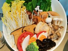 -享月汤皇·海鲜小火锅·聚会(曲江创意谷店)