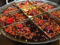 -白乐天毛肚火锅馆(解放碑店)