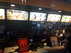 -麦当劳(高铁南站店)