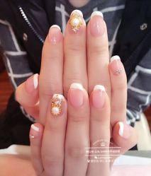 -睫乐园•睫公馆•美睫美甲沙龙