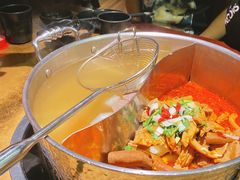 鲜牛杂鸳鸯锅-左庭右院鲜牛肉火锅(新梅广场店)