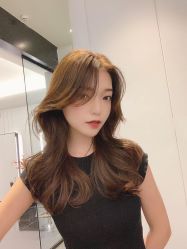 -东秀护肤造型