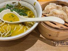 -呼啦面馆·头牌豌杂面(爱琴海店)