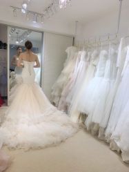 -Flora婚纱礼服定制租赁店