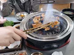 -围炉肉舍•炭烤活鳗•丹东海鲜烤肉(步行街店)