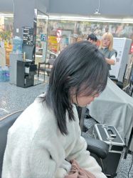 点击看大图 -藤野造型专业烫染接发