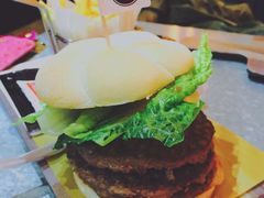 -麦当劳(新王府井店)