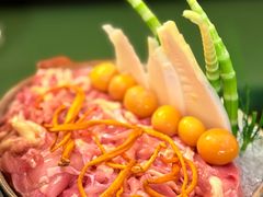 -得意咚瓜·顺德鱼生·冬瓜火锅(深圳首店)