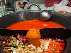 番茄鸳鸯锅-鸿姐老火锅·传统炒料(上海旗舰店)