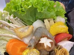 -呷哺呷哺(哈尔滨红博购物广场店)