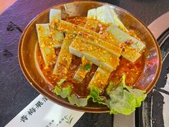 -阿山卓·野生菌火锅·纳西火塘烤肉