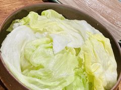 圆生菜-巴奴毛肚火锅概念餐厅