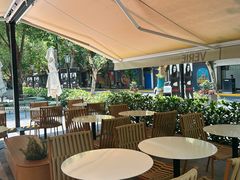 -VERIE BAKEHOUSE