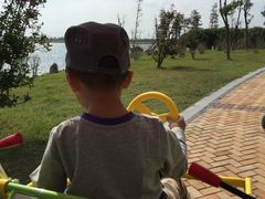 -上海滴水湖皇冠假日酒店