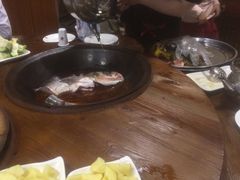-咱屯子铁锅炖直营店(道东大鹰店)