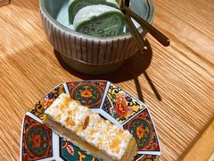 抹茶红豆慕斯-团子君寿司·茶