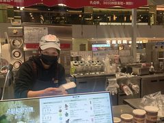 -DQ·蛋糕·冰淇淋(浦江欢乐颂店)