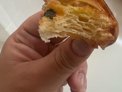 -VERIE BAKEHOUSE