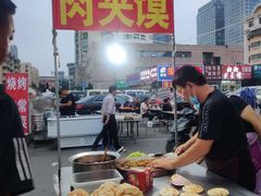 面包甜点陈列柜-灵宝肉夹馍(庐山路店)