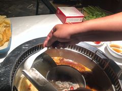 手打虾滑-重庆德庄火锅(映月湖环宇城店)