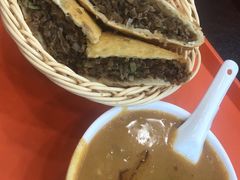 -方中山胡辣汤(成都首店)