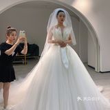 正在备婚的仙女们可以来店里看看