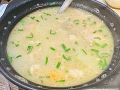 清炖羊汤-贯贯吉·清真餐厅(浙江中路店)