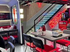 -龙巢盱眙龙虾·牛蛙·烧烤宵夜(八卦岭店)