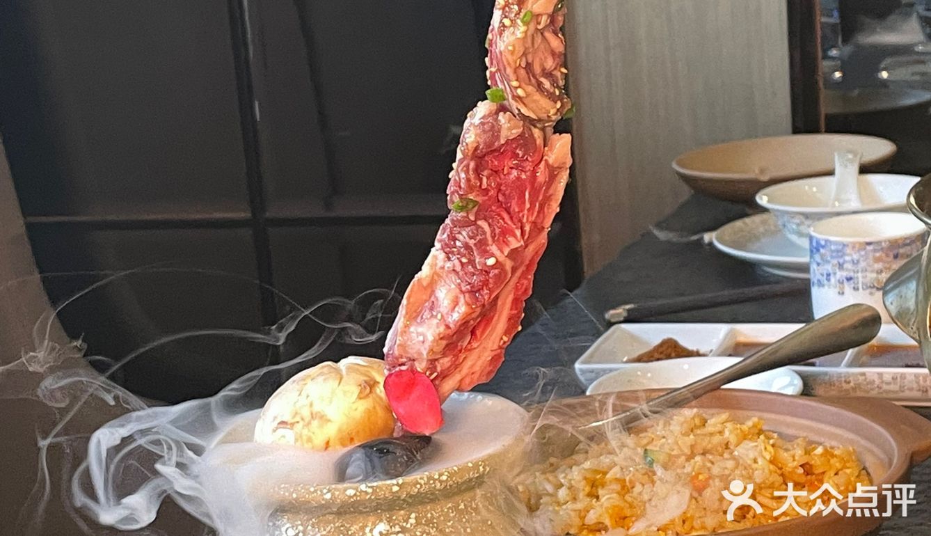 烤肉天花板🥩惊艳到我了|花果牛魔王
