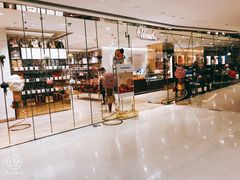 -VENCHI 闻绮(北京国贸商城店)